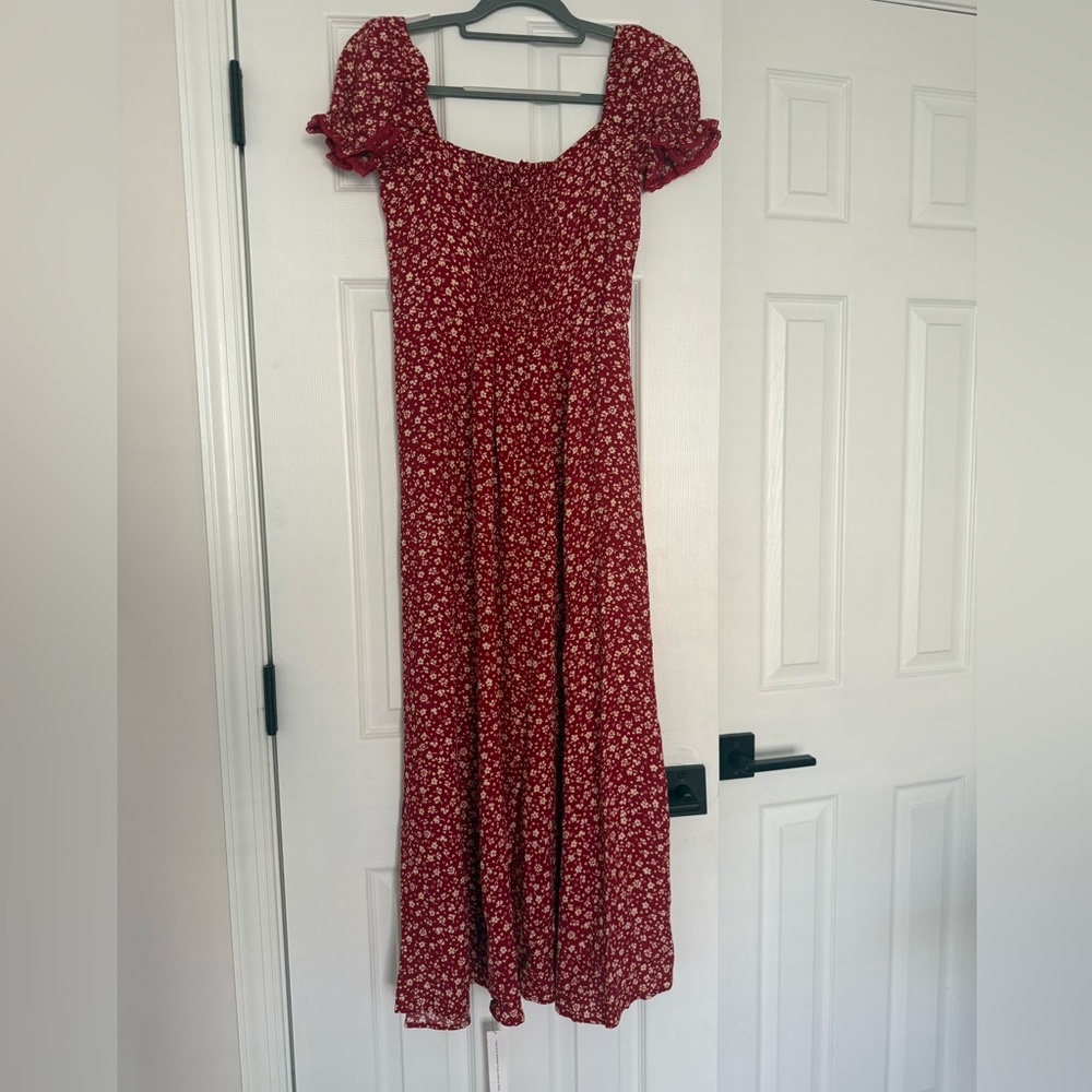 NWT Reformation Shyla Dress Red Floral Midi Last Tango Size 6 - Picture 4 of 7